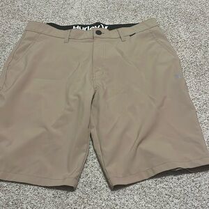 Hurley mens size 34 khaki shorts